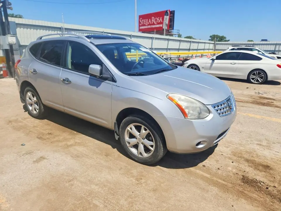 2010 NISSAN ROGUE SL  