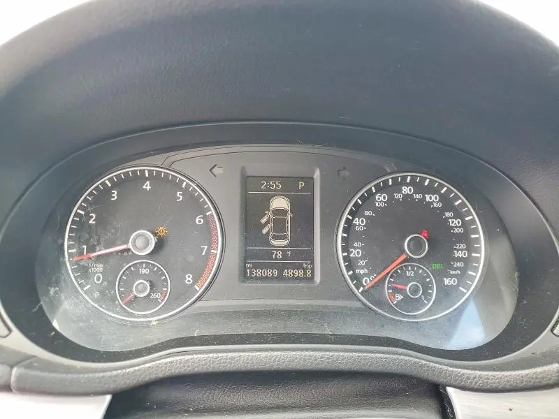 2013 VOLKSWAGEN PASSAT SE  