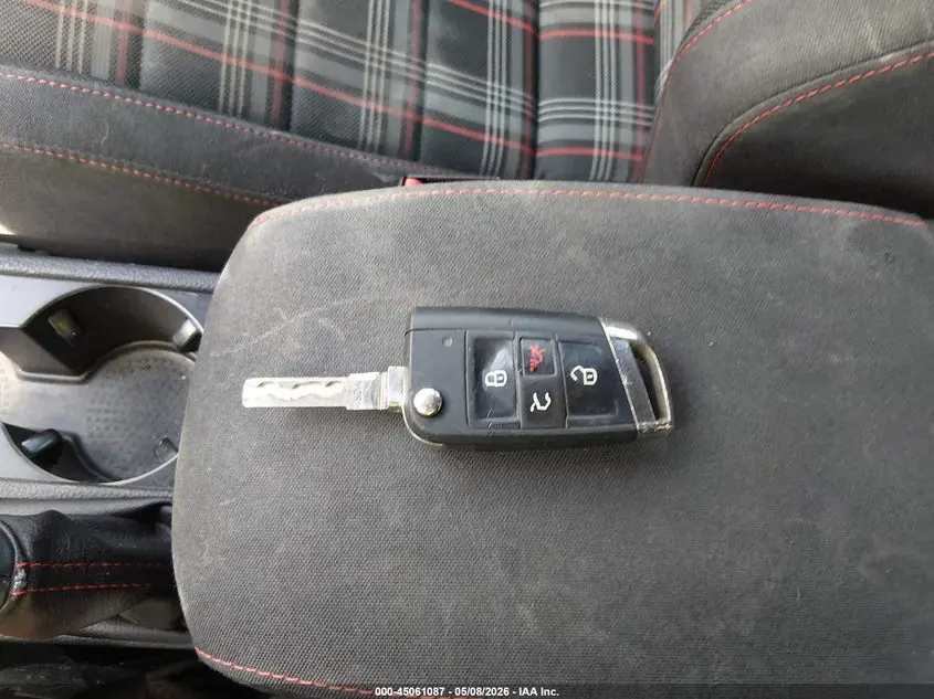 2018 VOLKSWAGEN GOLF GTI 2.0T AUTOBAHN/2.0T S/2.0T SE