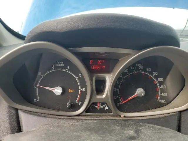 2011 FORD FIESTA SE  