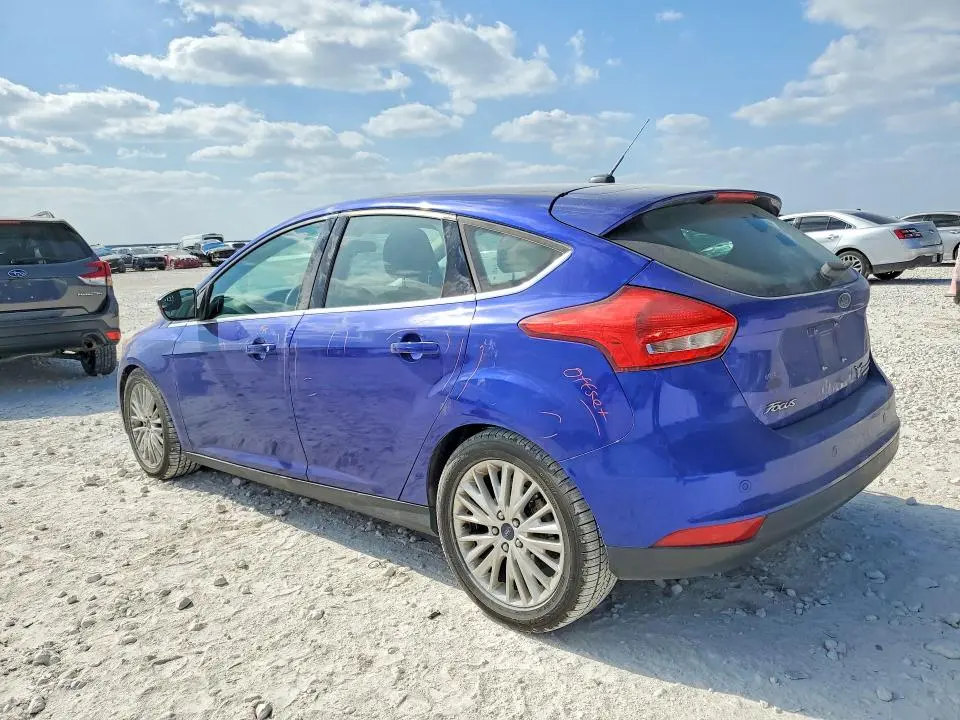 2015 FORD FOCUS TITANIUM  