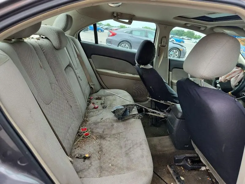 2011 FORD FUSION SE  