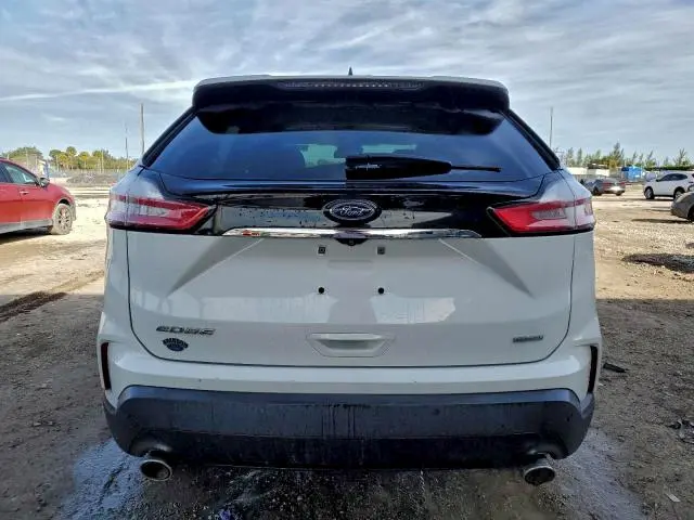 2020 FORD EDGE SE  