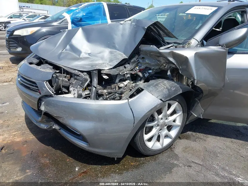 2013 DODGE DART SXT