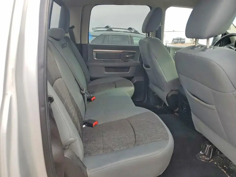 2014 RAM 1500 SLT  