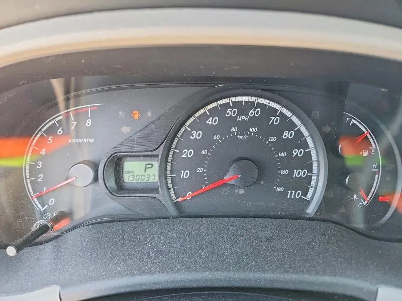 2013 TOYOTA SIENNA LE  