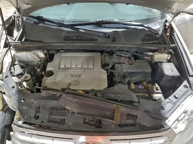 2011 TOYOTA HIGHLANDER LIMITED  