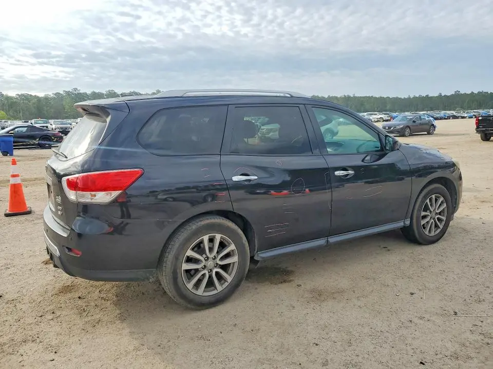 2015 NISSAN PATHFINDER SV  