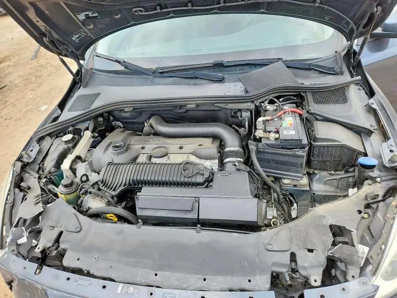2013 VOLVO S60 T5  