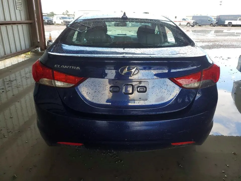 2012 HYUNDAI ELANTRA GLS  