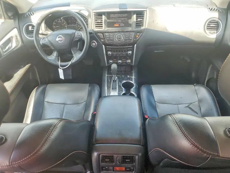 2019 NISSAN PATHFINDER SL  