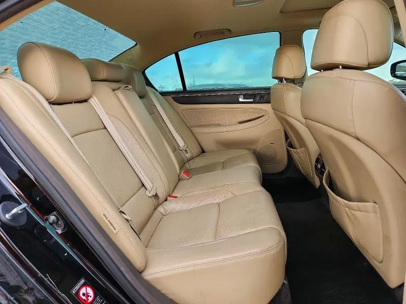 2012 HYUNDAI GENESIS 4.6L V8  