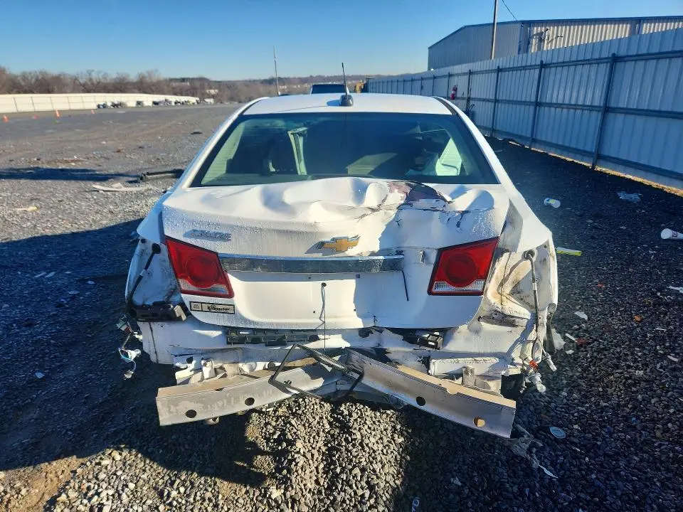 2015 CHEVROLET CRUZE LS  