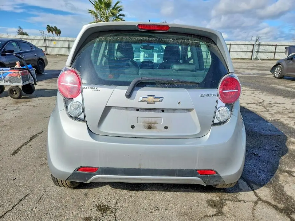 2015 CHEVROLET SPARK 1LT  