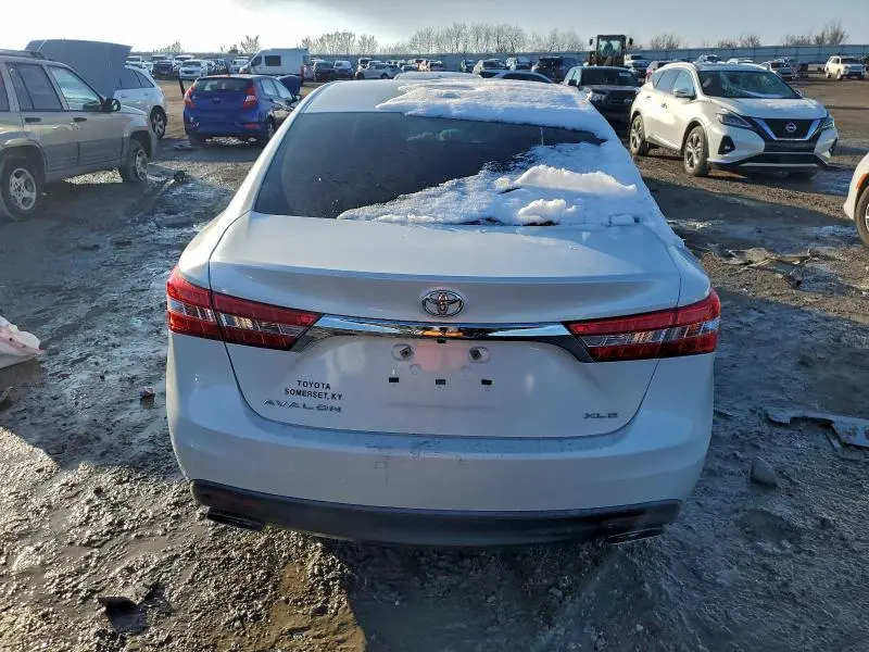 2015 TOYOTA AVALON XLE  