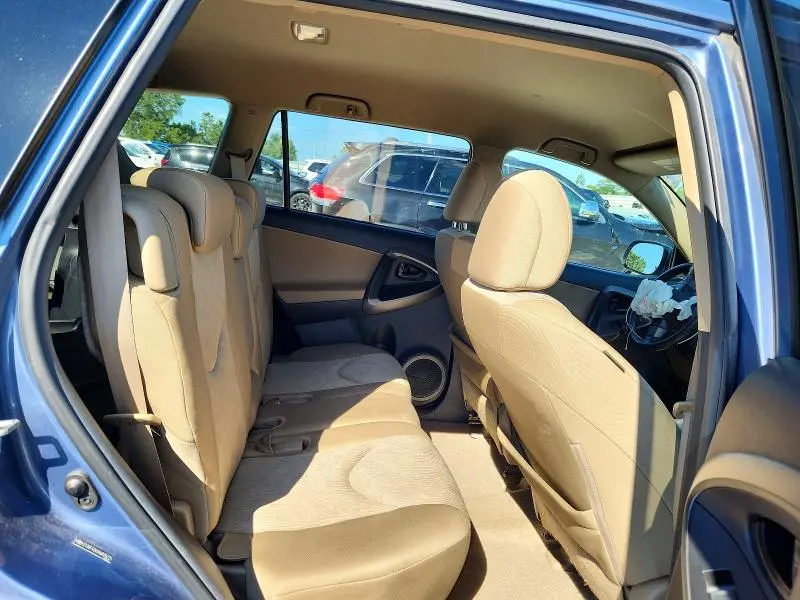 2010 TOYOTA RAV4 BASE  