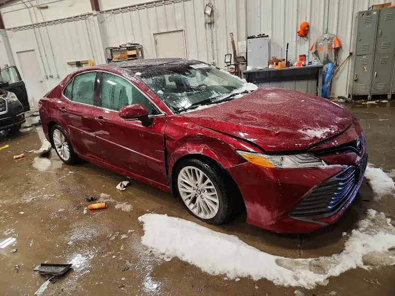 2018 TOYOTA CAMRY XLE  