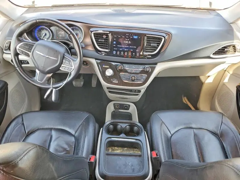 2017 CHRYSLER PACIFICA TOURING L  