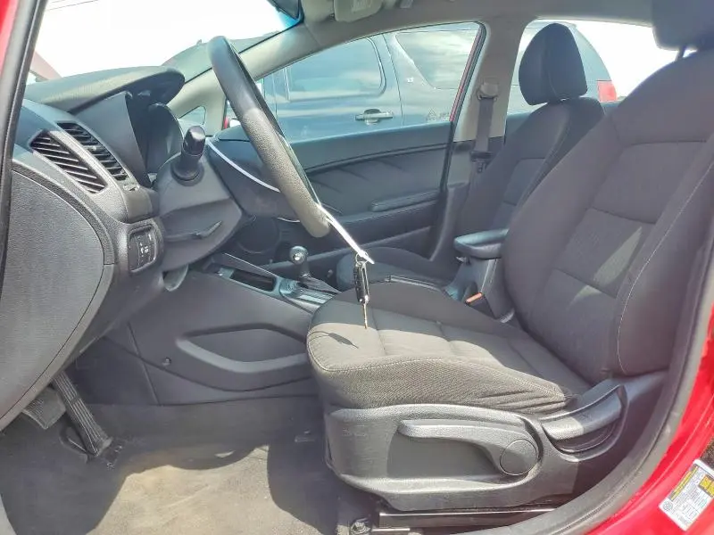 2016 KIA FORTE LX  