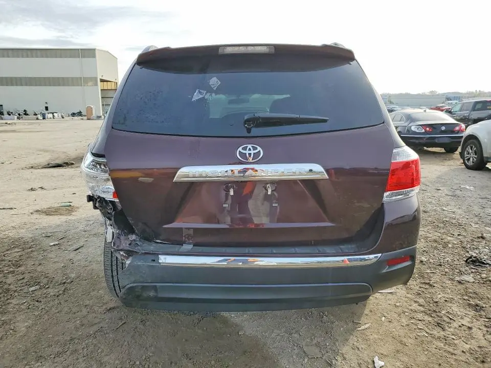 2013 TOYOTA HIGHLANDER BASE  