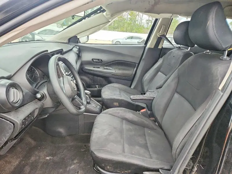 2023 NISSAN KICKS S  