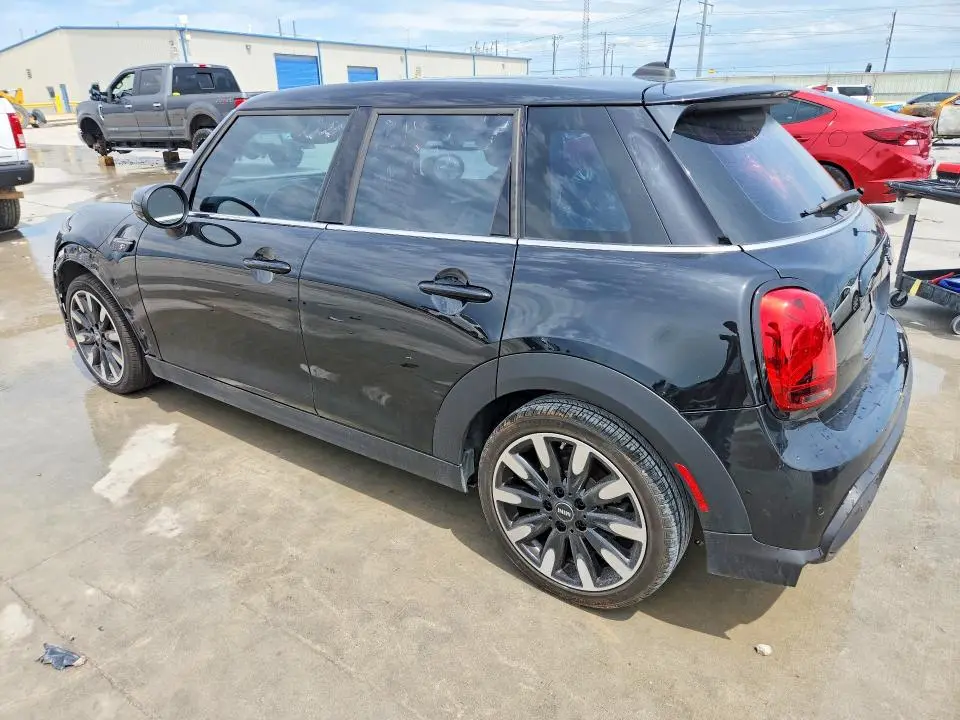 2024 MINI COOPER S  