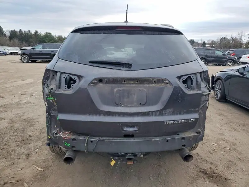 2014 CHEVROLET TRAVERSE LTZ  
