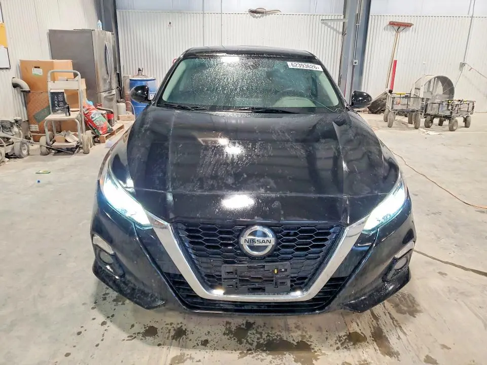 2019 NISSAN ALTIMA SL  
