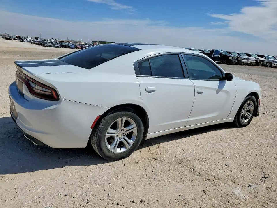 2016 DODGE CHARGER SE  