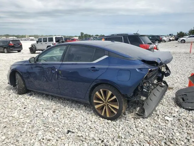 2019 NISSAN ALTIMA SR  