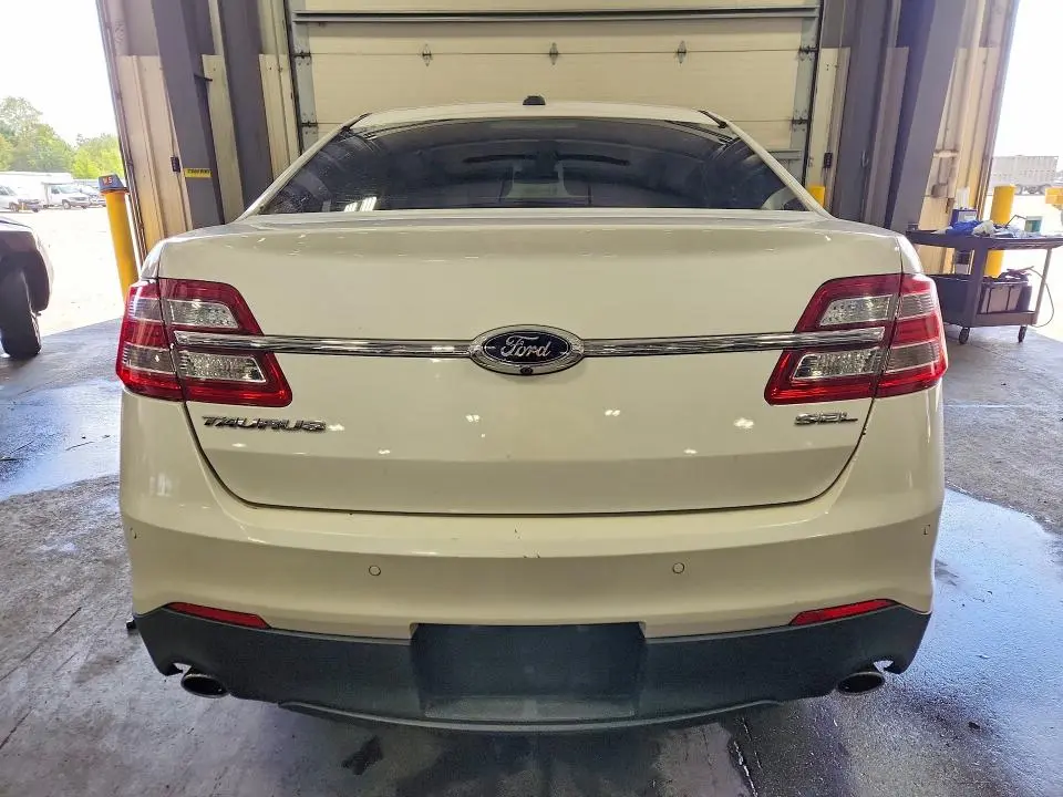 2014 FORD TAURUS SEL  