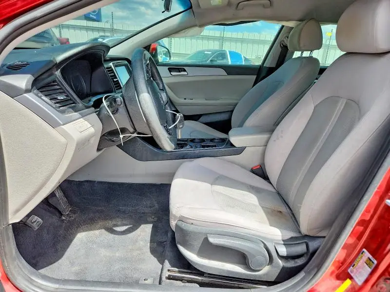 2018 HYUNDAI SONATA SE  