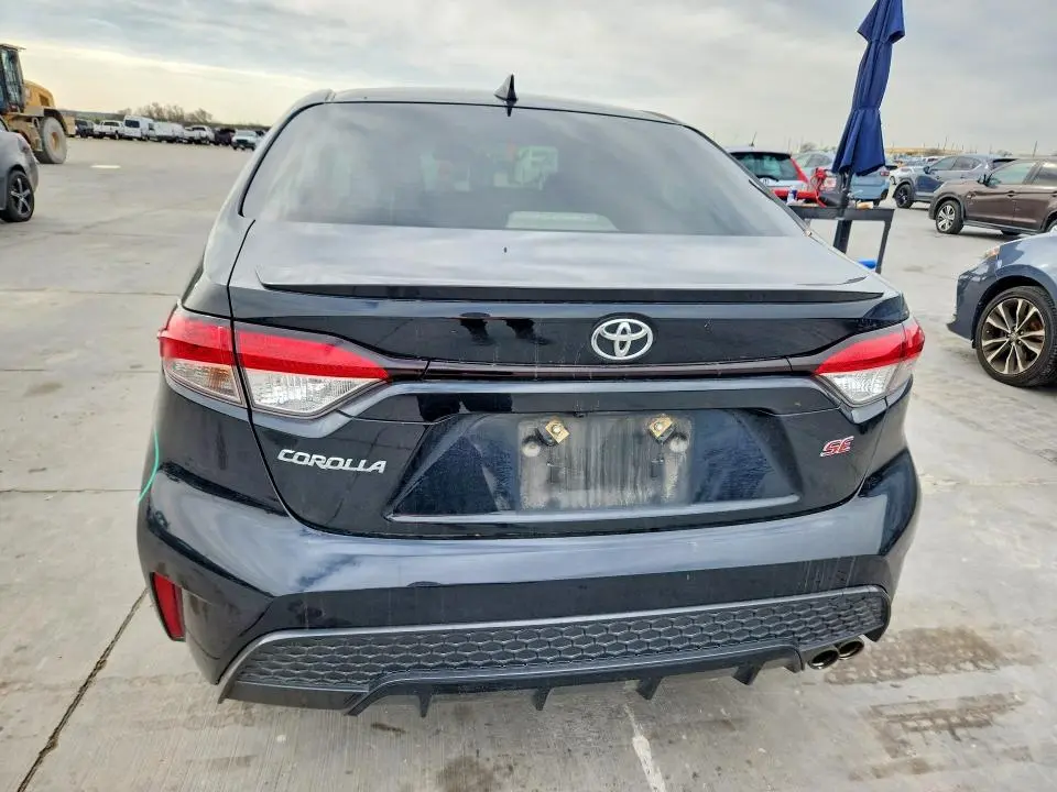 2022 TOYOTA COROLLA SE  