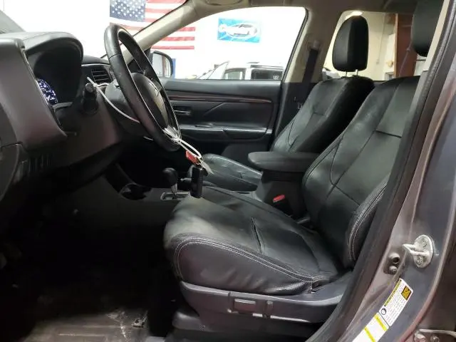 2016 MITSUBISHI OUTLANDER SE