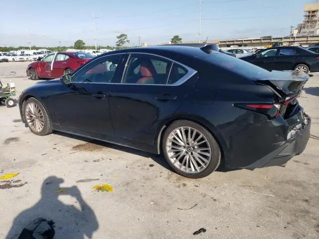 2022 LEXUS IS 300  