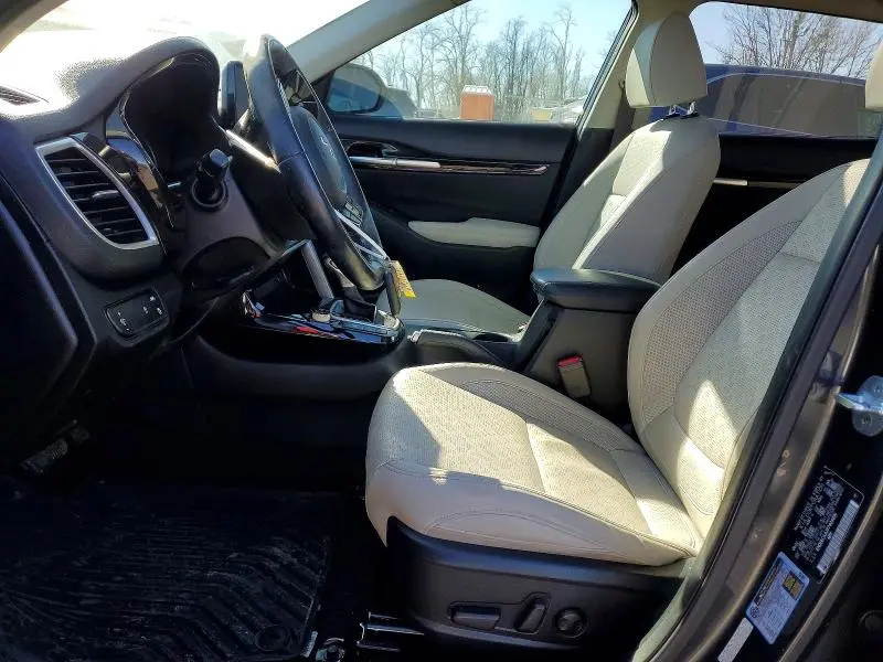 2023 KIA SELTOS EX  