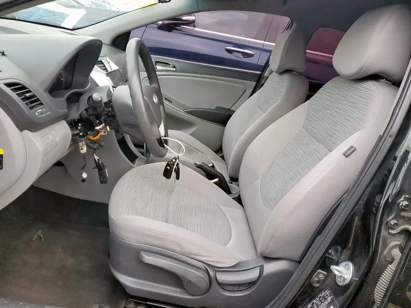 2015 HYUNDAI ACCENT GLS  