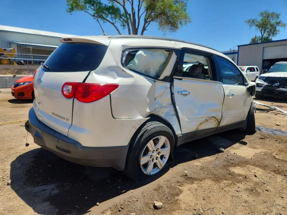 2012 CHEVROLET TRAVERSE LT  