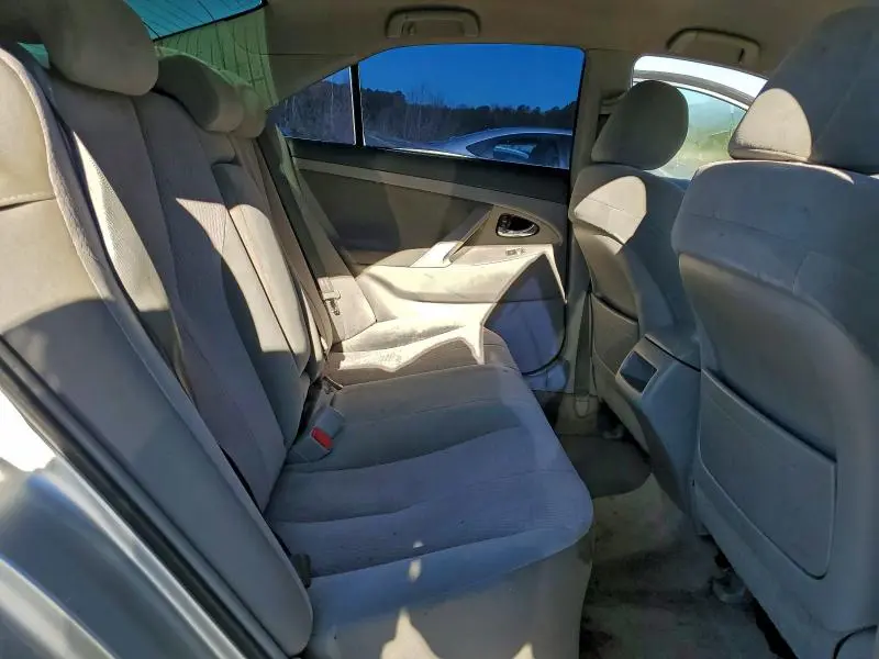 2010 TOYOTA CAMRY BASE  