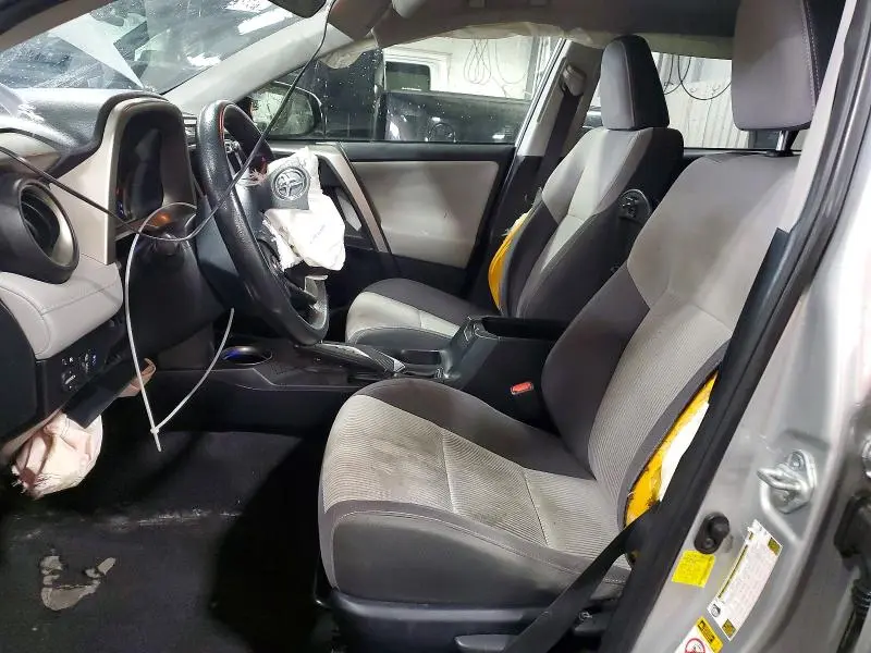 2015 TOYOTA RAV4 XLE  