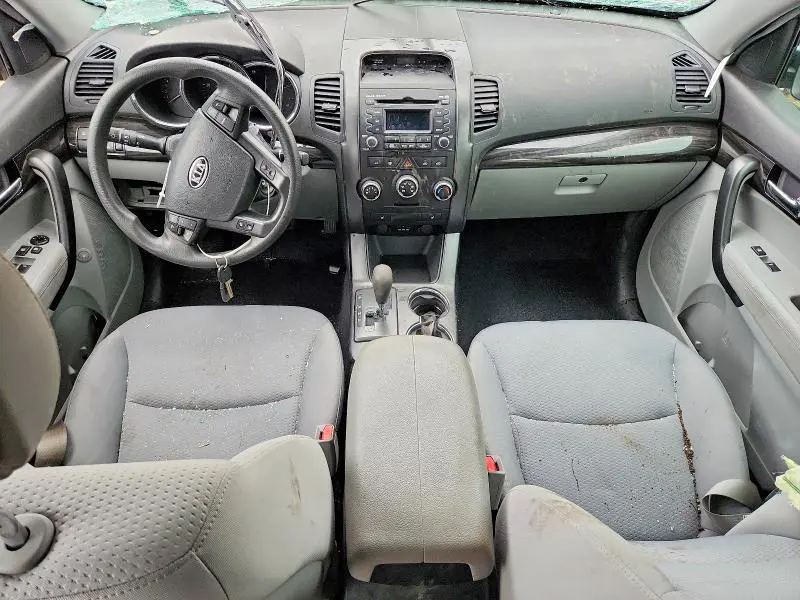 2011 KIA SORENTO LX  