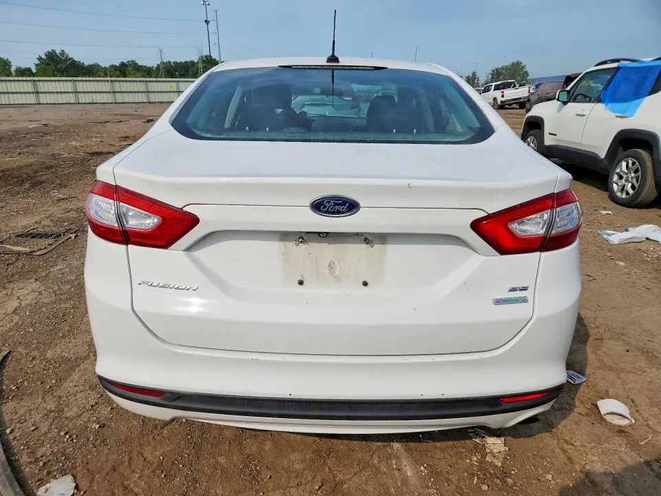 2015 FORD FUSION SE  