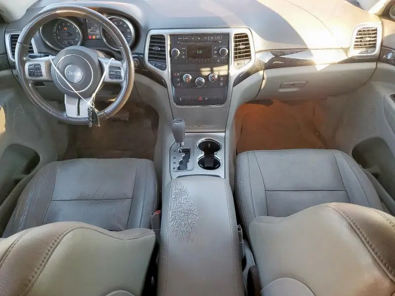 2011 JEEP GRAND CHEROKEE LAREDO  