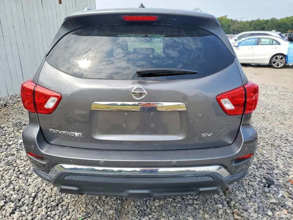 2017 NISSAN PATHFINDER SV  