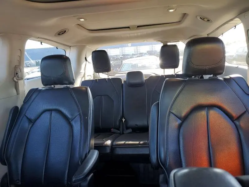 2018 CHRYSLER PACIFICA LIMITED  