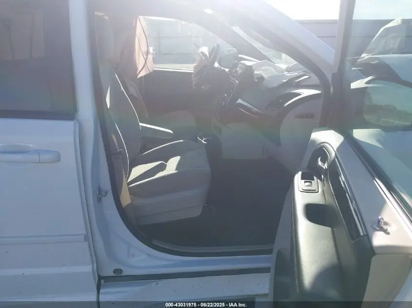 2016 DODGE GRAND CARAVAN SE