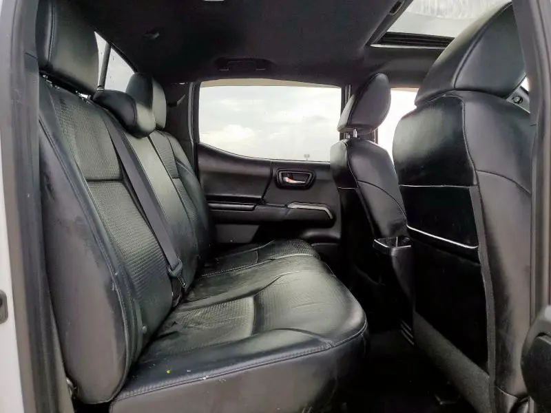 2018 TOYOTA TACOMA DOUBLE CAB  