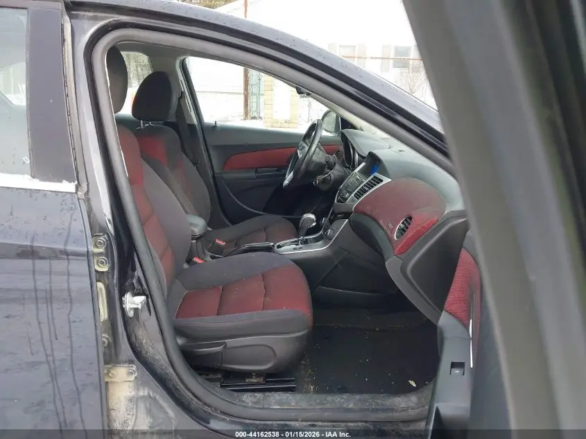 2014 CHEVROLET CRUZE 1LT AUTO