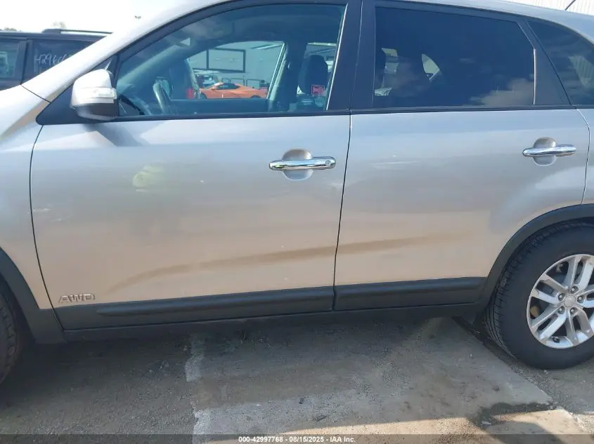 2014 KIA SORENTO LX