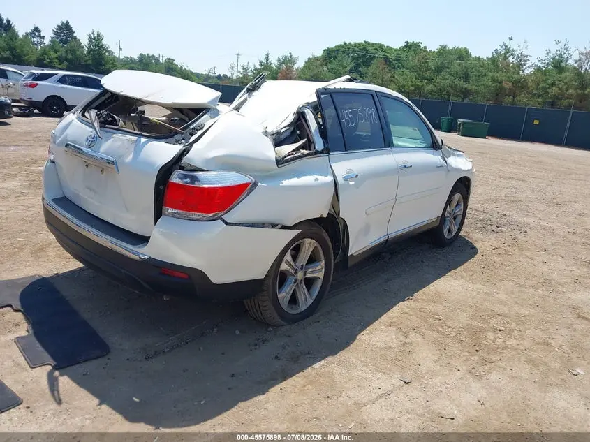 2013 TOYOTA HIGHLANDER LIMITED V6